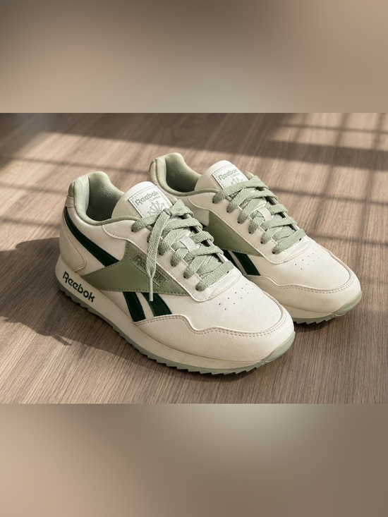 Reebok Shoes - Reebok Classic Women’s Sneakers Cream Sage Green Low Top Shoes Size 6.5